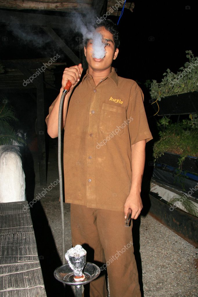 Shisha Mumbai, India Stock Editorial Photo © imagex 11811962