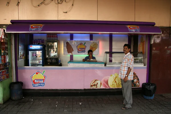 Restoran - sokak park, Kalküta, Hindistan — Stok fotoğraf
