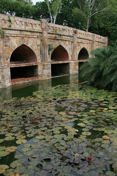 古代の建築 - ロディ ガーデン、デリー、インド — ストック写真