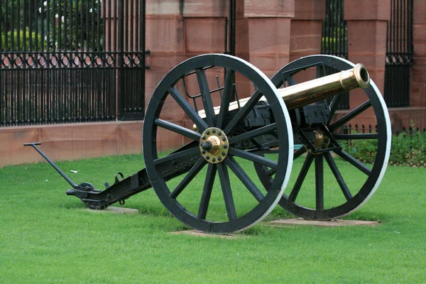 Old Fashioned Gun - Lutyens Delhi, India — Stock Photo, Image