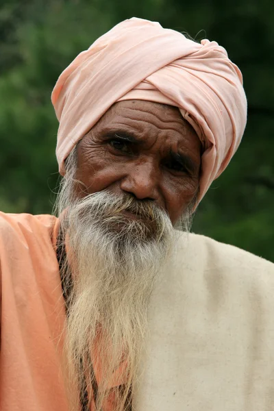 Régi vallásos ember - Mcleod Ganj, India — Stock Fotó