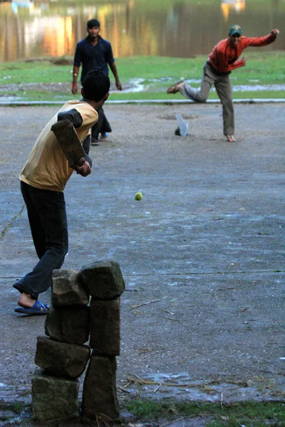 年轻板球印度 — 图库照片