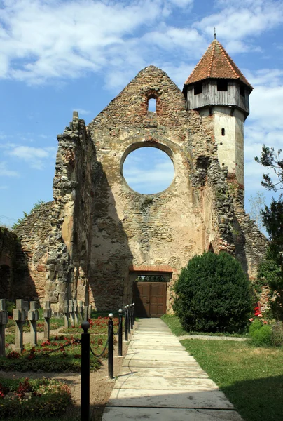 Cistercian 教会在宪章村庄从罗马尼亚 — 图库照片