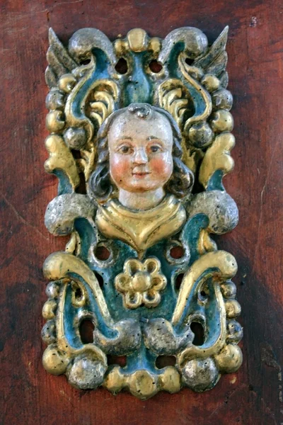 シトー会スタイルの伝統的な彫刻 — ストック写真
