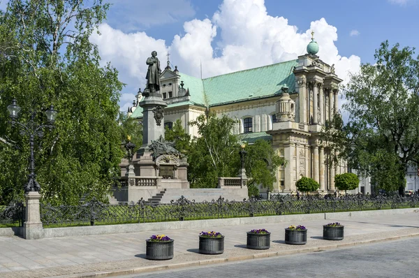 Monumento a Adam Mickiewicz en Varsovia, Polonia — Foto de Stock