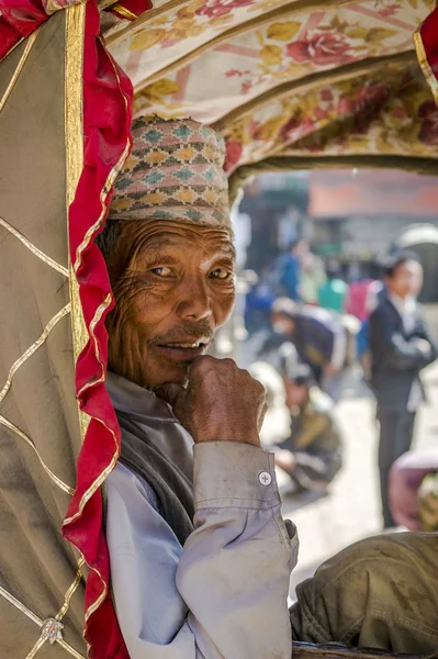 Портрет рикши старика — стоковое фото
