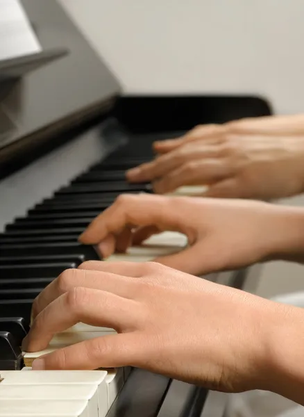 Lezione di pianoforte — Foto Stock