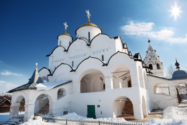 Katedral karşı mavi gökyüzü background.suzdal, Rusya Federasyonu