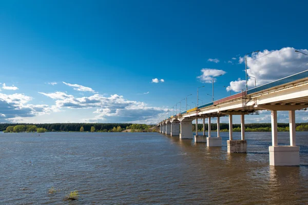 Bridge across the river — Stock Photo, Image