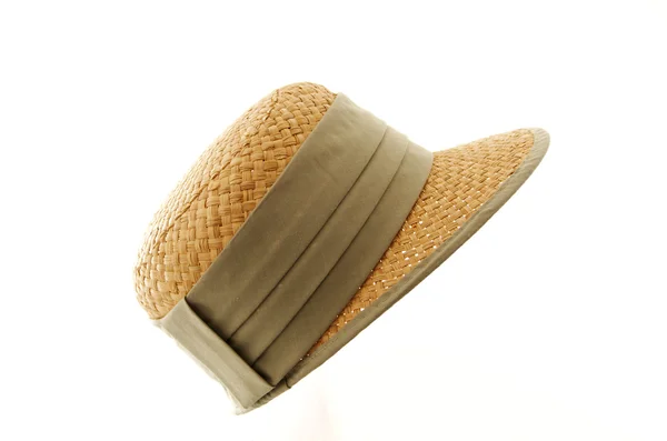 Sombrero de paja con cinta aislada en blanco — Foto de Stock