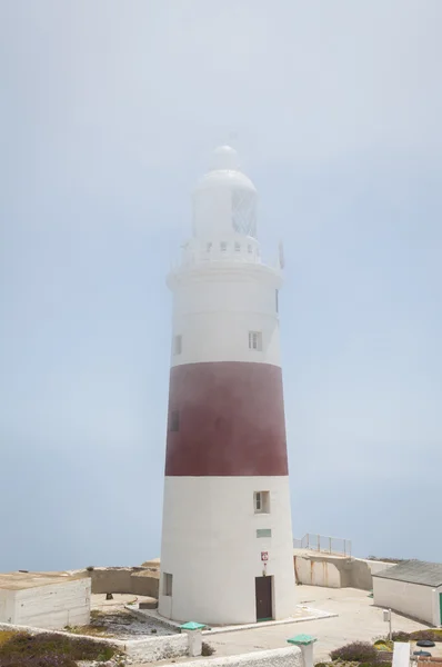 Gibraltár világítótorony a ködben — Stock Fotó