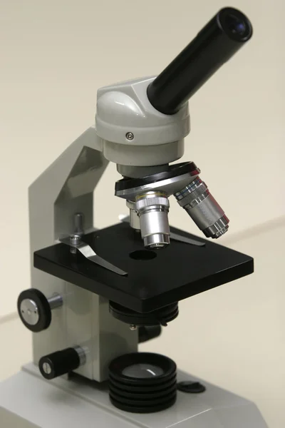 Новый микроскоп 1 — стоковое фото