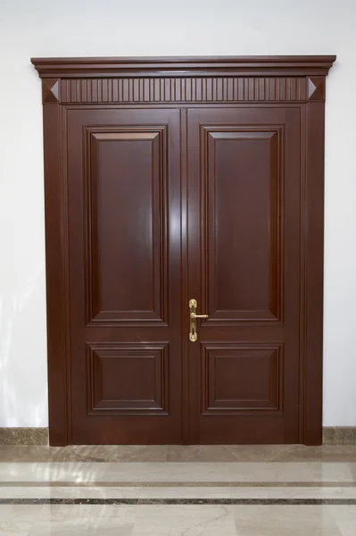 Деревянная дверь 1 — стоковое фото