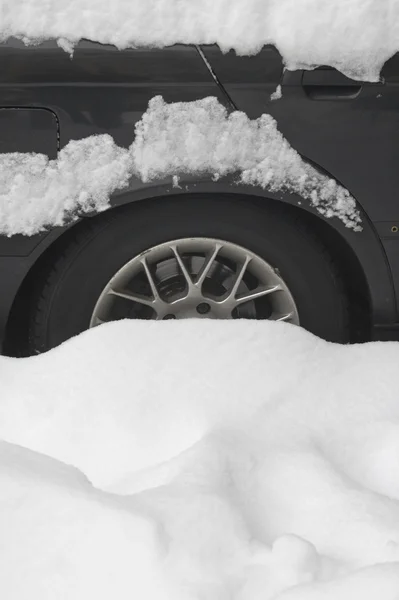 Samochód zimą 1 — Zdjęcie stockowe