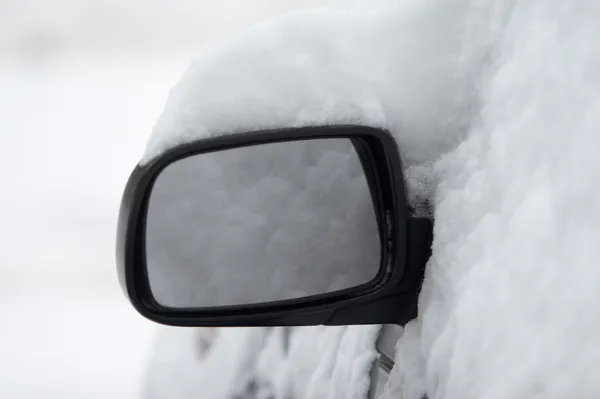 Zimą samochód 6 — Zdjęcie stockowe
