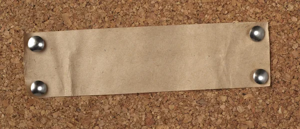 棕色旧纸注意背景软木板 — 图库照片