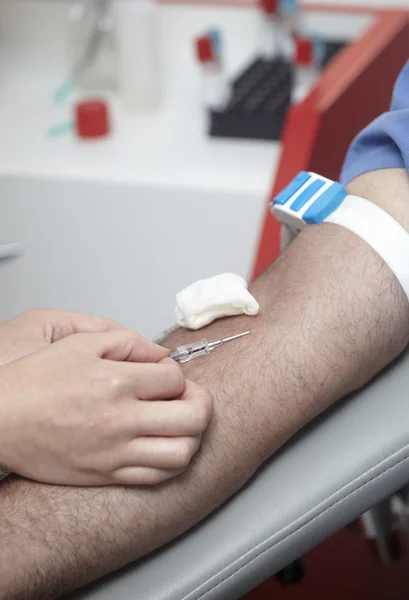 Лабораторний аналіз крові медицини охорони здоров'я — стокове фото