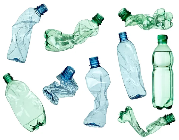 Порожнє екологічне середовище використаної пляшки сміття — стокове фото