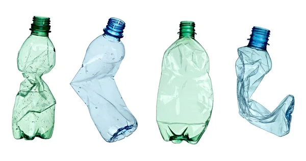 使用されるごみ箱を空ボトル生態環境 — ストック写真