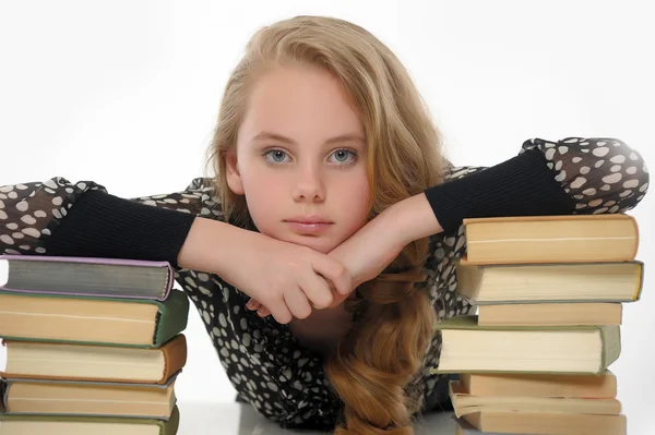 Estudante feminina com livros — Fotografia de Stock