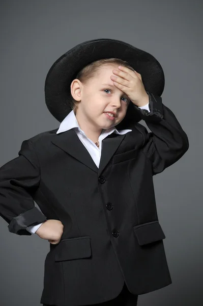 Little boy and a hat — Stock Photo, Image
