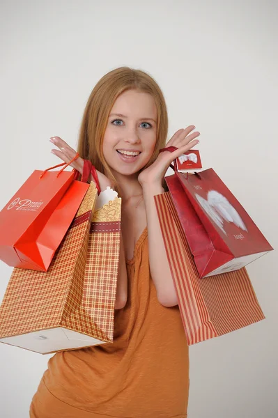 Kvinna med shopping — Stockfoto