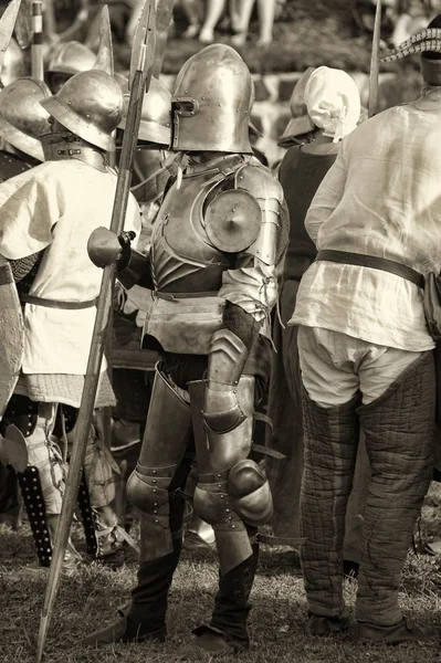 中世纪的骑士的战斗 — 图库照片