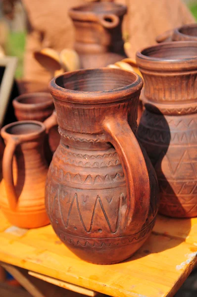 Clay potten vazen te koop — Stockfoto