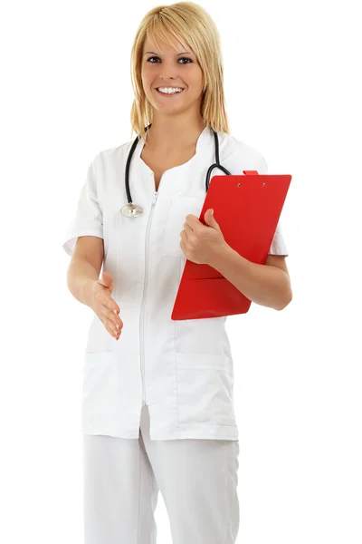 Lachende vrouwelijke arts met stethoscoop — Stockfoto