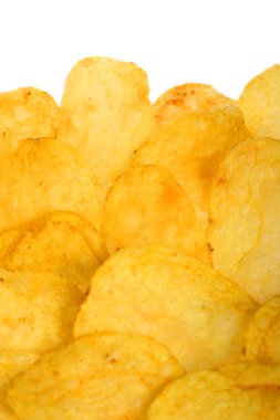 Patates cipsi beyaz arkaplanda izole