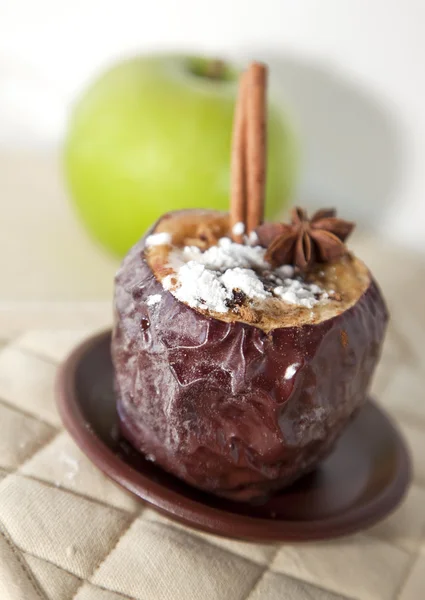 Baked apple with cinnamon — Stock Photo, Image