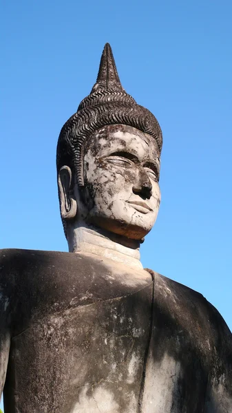 Історичний скульптур Будди в Лаосі — стокове фото