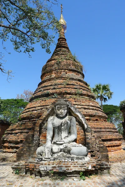 Torre budista em Mianmar — Fotografia de Stock