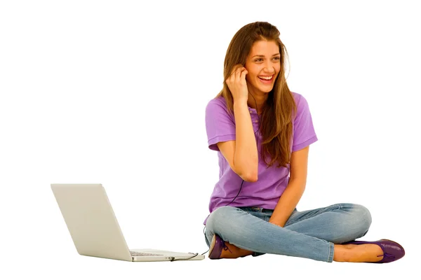Nastolatka z laptopa — Zdjęcie stockowe