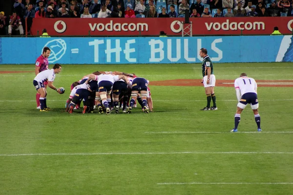 Rugby duvenhage feeds scrum stormers Zuid-Afrika 2012 — Stockfoto