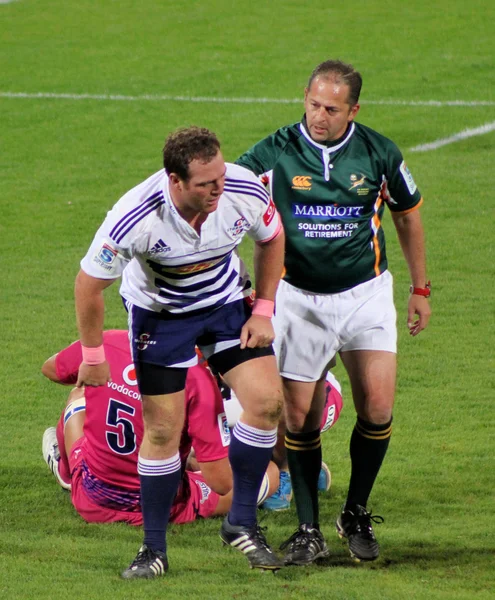 Rugby tian liebenberg stormers ref jonathan kaplan südafrika — Stockfoto
