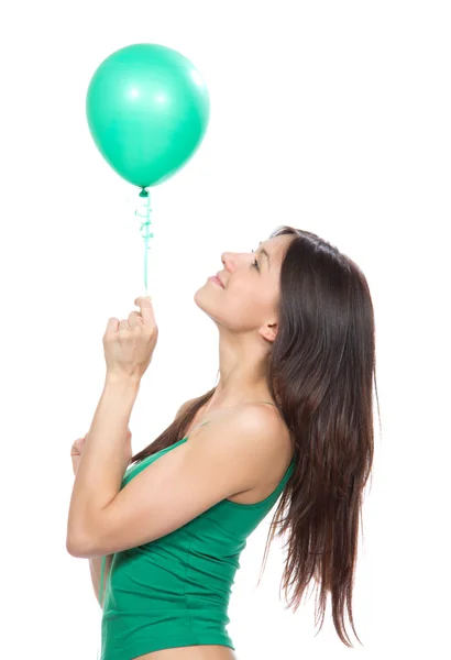 Joven chica feliz con globo verde — Foto de Stock