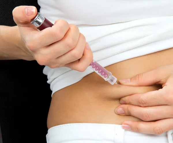 Insulina dependente Diabetes paciente seringa injeção — Fotografia de Stock