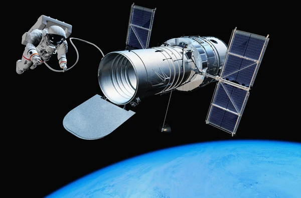 Nave espacial no espaço sideral — Fotografia de Stock