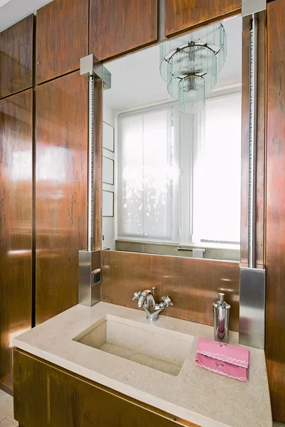 Bahtroom kecil modern — Stok Foto