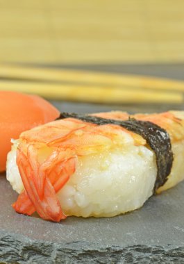 Sushi 'yi kapat.