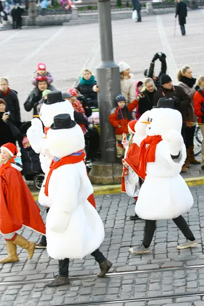 Helsinki, finland - 20 november: traditionele kerst straat op — Stockfoto