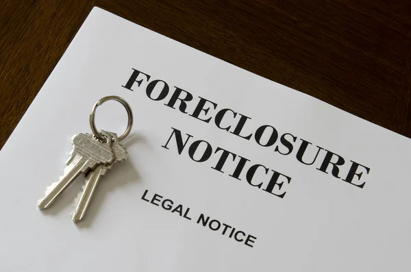 Inicio de bienes raíces ejecución hipotecaria Aviso legal y llaves — Foto de Stock