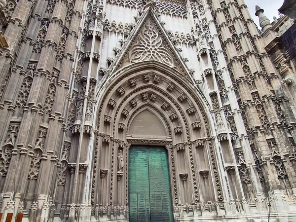 Detail sevillské katedrály, Andalusie, Španělsko — Stock fotografie