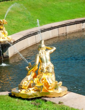 Çeşme petrodvorets (peterhof), st petersburg, Rusya Federasyonu