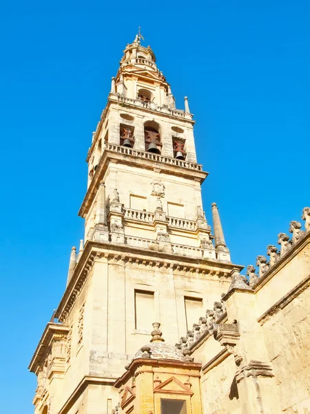 科尔多瓦-西班牙清真寺的钟塔 — 图库照片