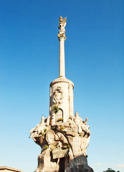 Triunfo de San Rafael em Córdoba - Espanha — Fotografia de Stock