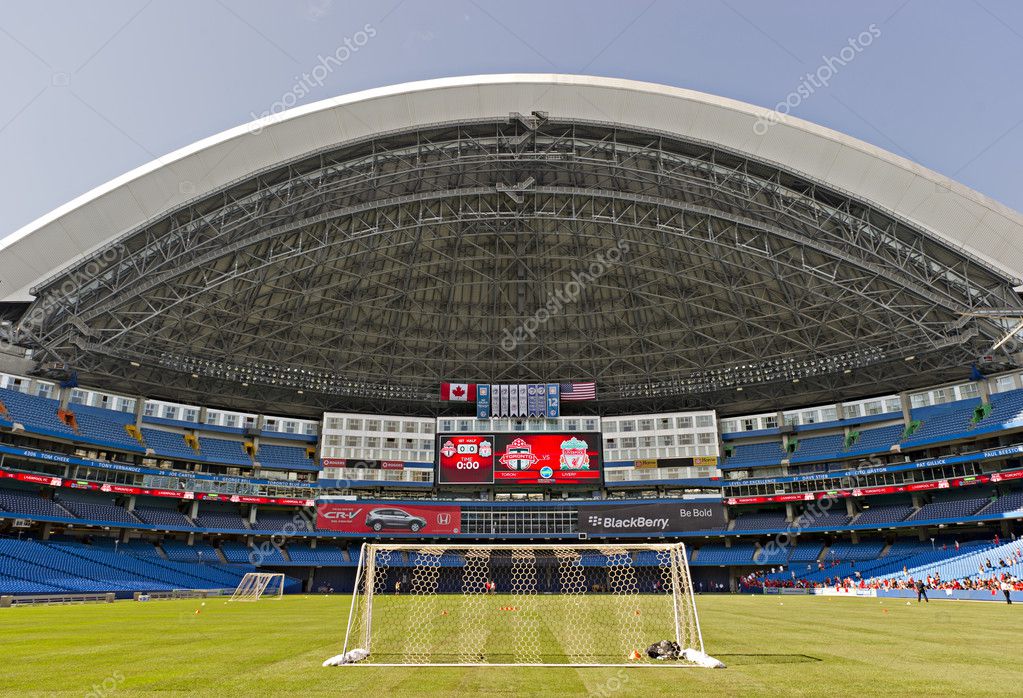 Rogers Centre in Toronto – Stock Editorial Photo © bellafotosolo #38268603