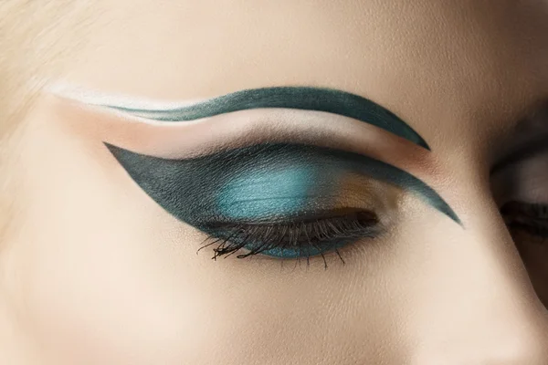 Closed eye closeup with makeup — Stock Photo, Image