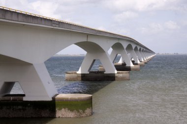 zeelandbrug veya zeeland Köprüsü